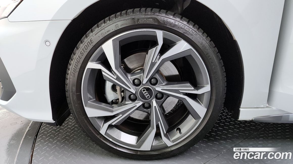 Audi A3 40 TFSI Premium, 2023