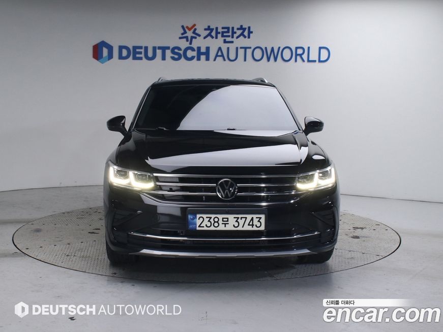 Volkswagen Tiguan 2.0 TDI Prestige, 2023