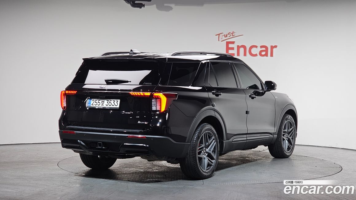 Ford Explorer 2.3 ST-Line 4WD, 2025