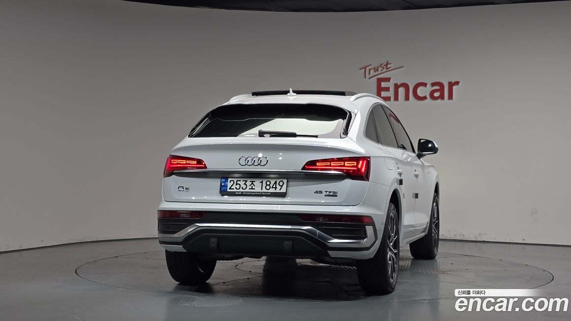 Audi Q5 45 TFSI Quattro Premium Sportback, 2023