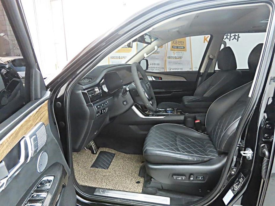 Kia Mohave Diesel 3.0 4WD 6-Seater, 2021