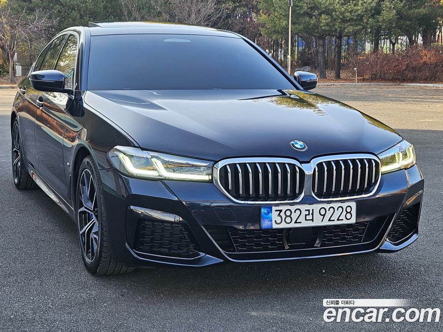 BMW 5-Series 530i xDrive M Sport Package, 2022