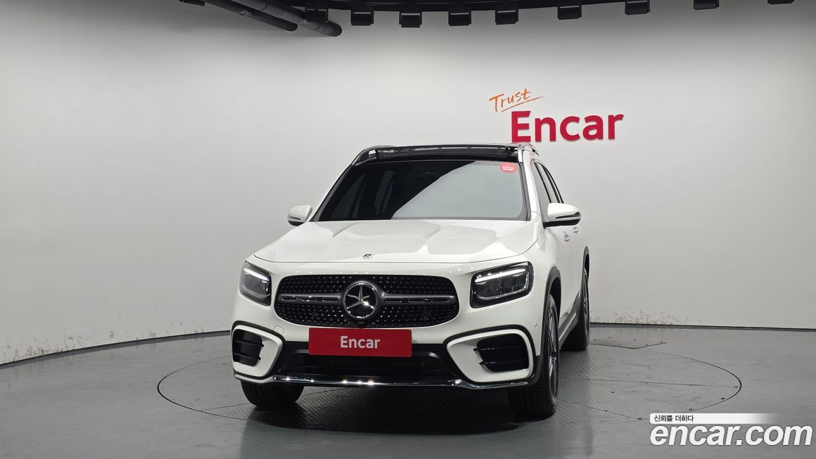 Mercedes-Benz GLB-Class GLB250 4MATIC, 2025