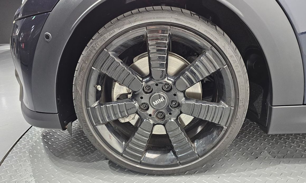Mini Cooper Convertible Resolute Edition, 2024