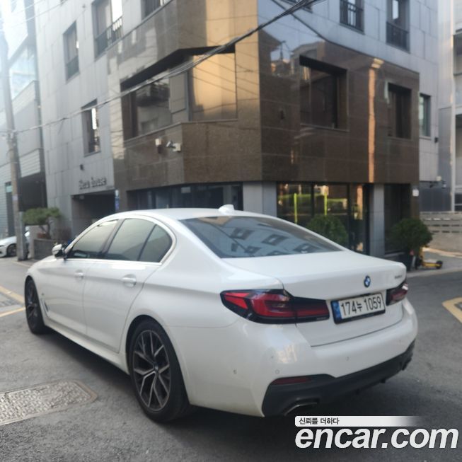 BMW 5-Series 530i M Sport Package Plus, 2022
