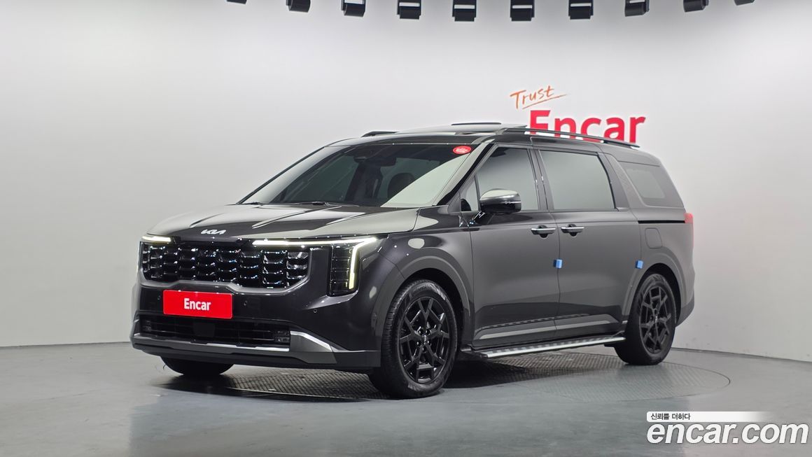 Kia Carnival 9-Seater Gravity, 2025