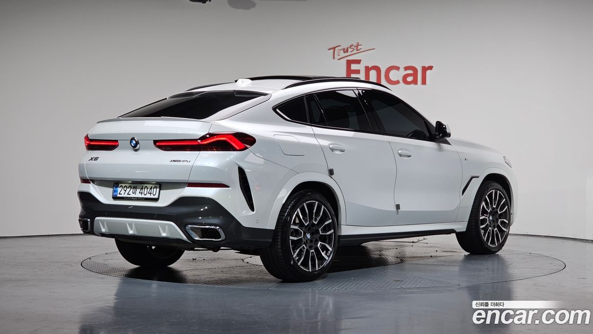 BMW X6 xDrive40i M Sport, 2025