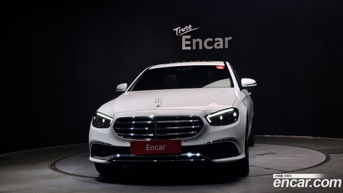 Mercedes-Benz E-Class E350 4MATIC Exclusive, 2023