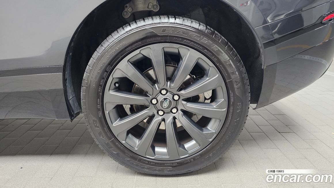 Land Rover Range Rover Velar 2.0 P250 R-Dynamic SE, 2023