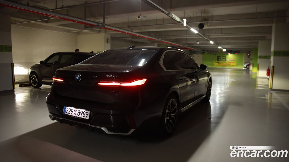 BMW 7-Series 740d xDrive M Sport, 2025