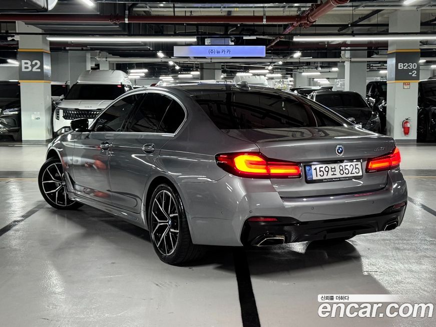 BMW 5-Series 530i M Sport Package, 2023