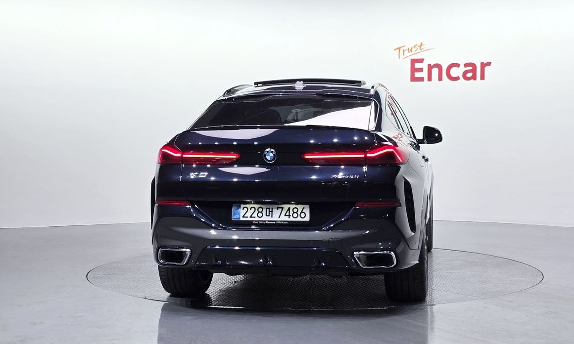 BMW X6 xDrive40i M Sport, 2025