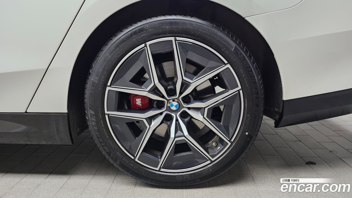 BMW 5-Series 520i Special Edition, 2024