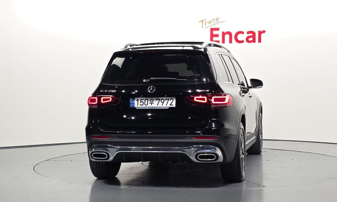 Mercedes-Benz GLB-Class GLB250 4MATIC, 2023