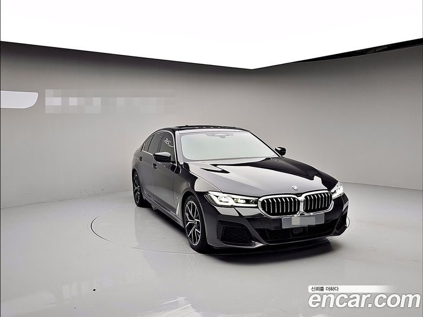BMW 5-Series 530i M Sport Package, 2022