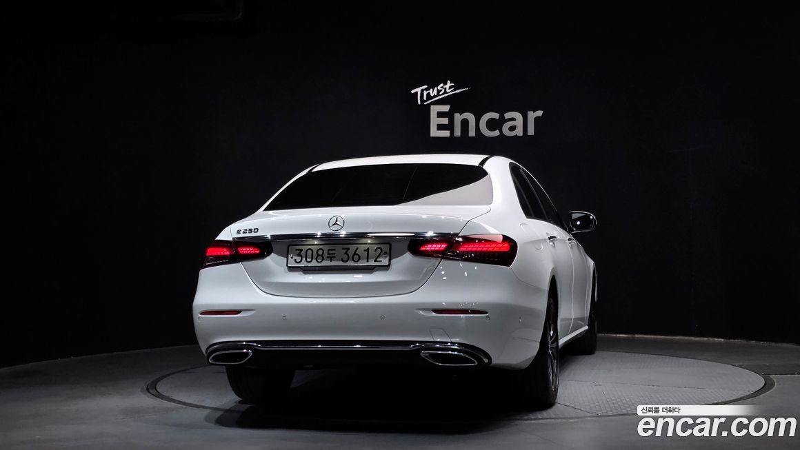 Mercedes-Benz E-Class E250 Avantgarde, 2022