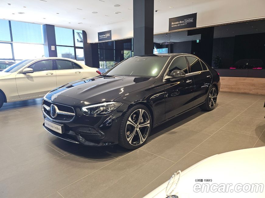 Mercedes-Benz C-Class C300 4MATIC Avantgarde, 2024