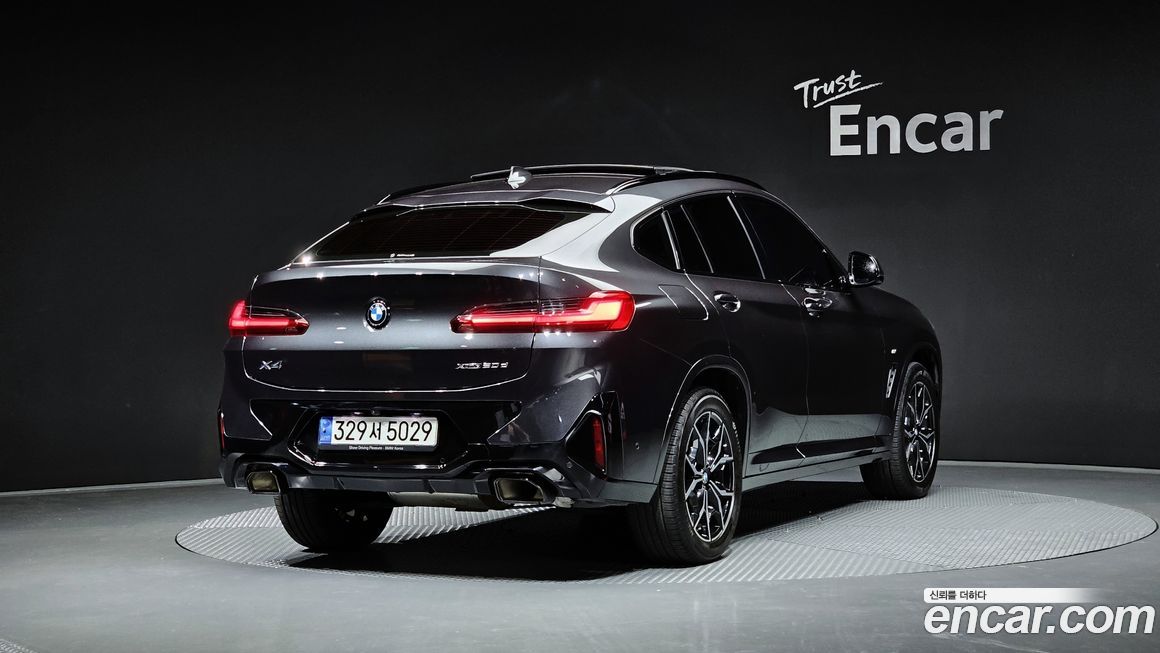 BMW X4 xDrive 20d M Sports Pro, 2022