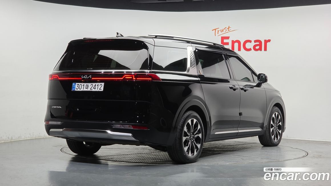 Kia Carnival 9-Seater Noblesse, 2023