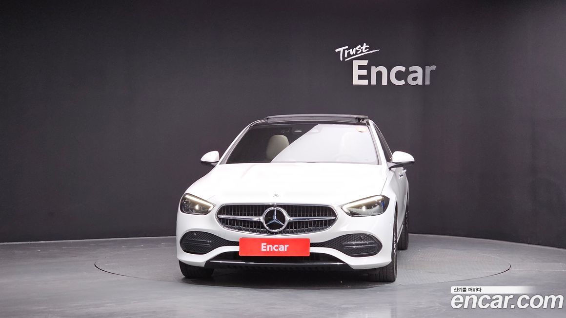 Mercedes-Benz C-Class C300 4MATIC Avantgarde, 2024