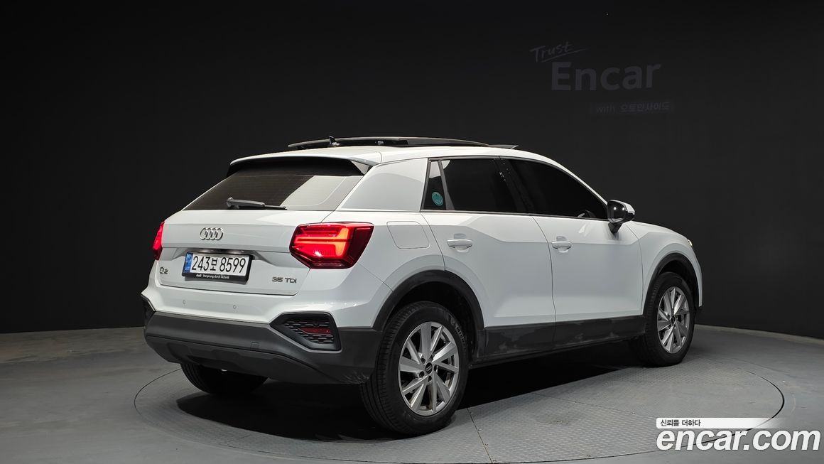 Audi Q2 35 TDI, 2023