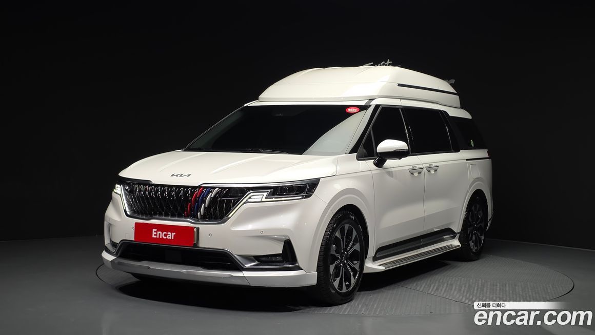 Kia Carnival 9-Seater Hi-Limousine, 2021