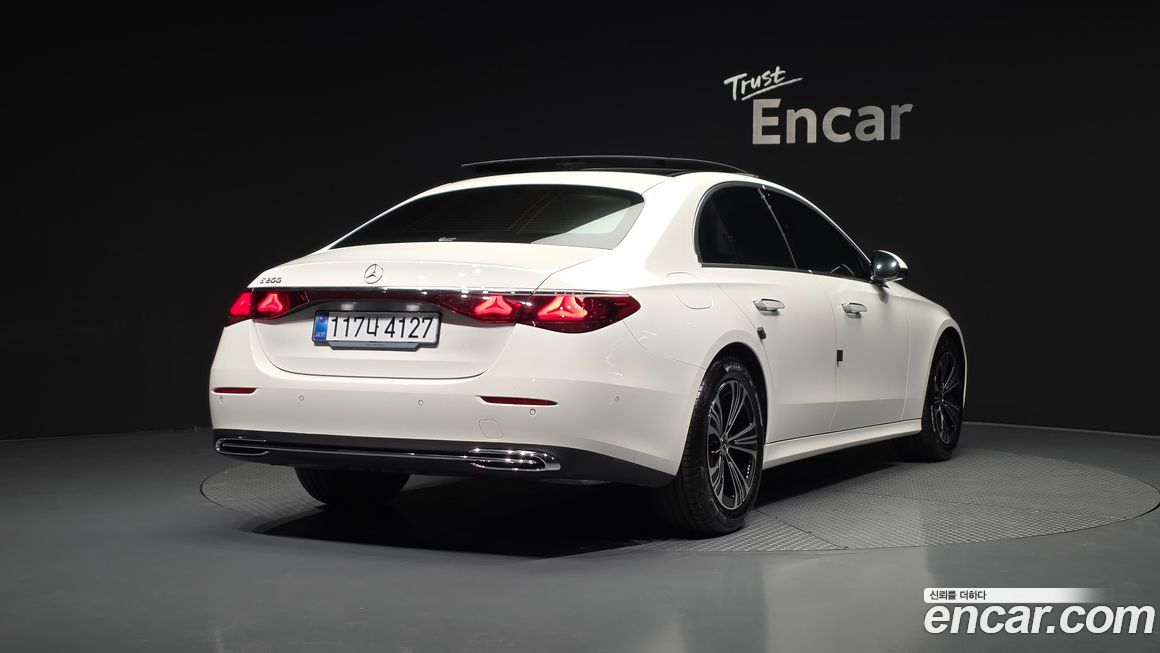 Mercedes-Benz E-Class E200 Avantgarde, 2025