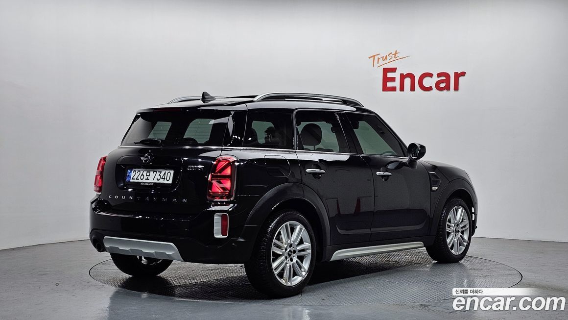 Mini Countryman Classic Plus Launch Pack, 2023