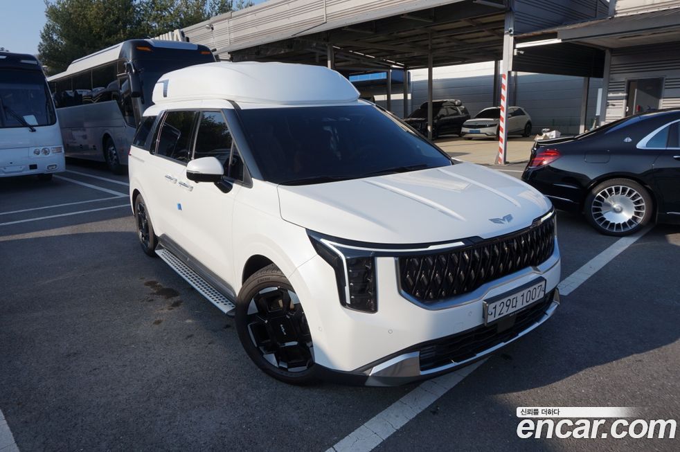 Kia Carnival 9-Seater Hi Limousine (Special Vehicle), 2025
