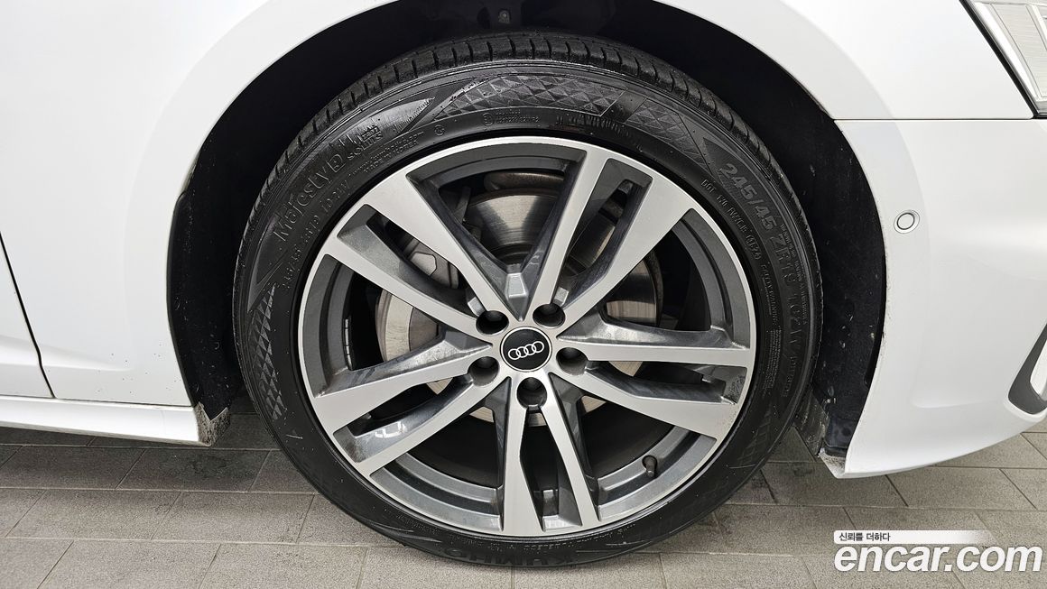 Audi A6 45 TFSI Quattro Premium, 2022