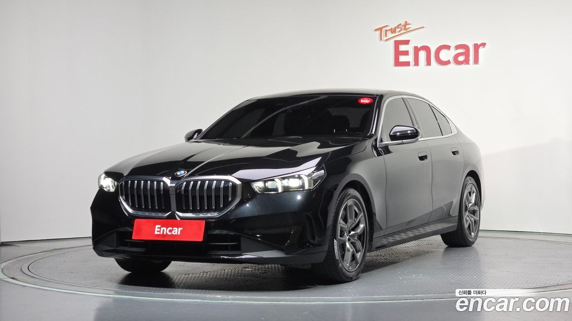 BMW 5-Series 523d, 2024