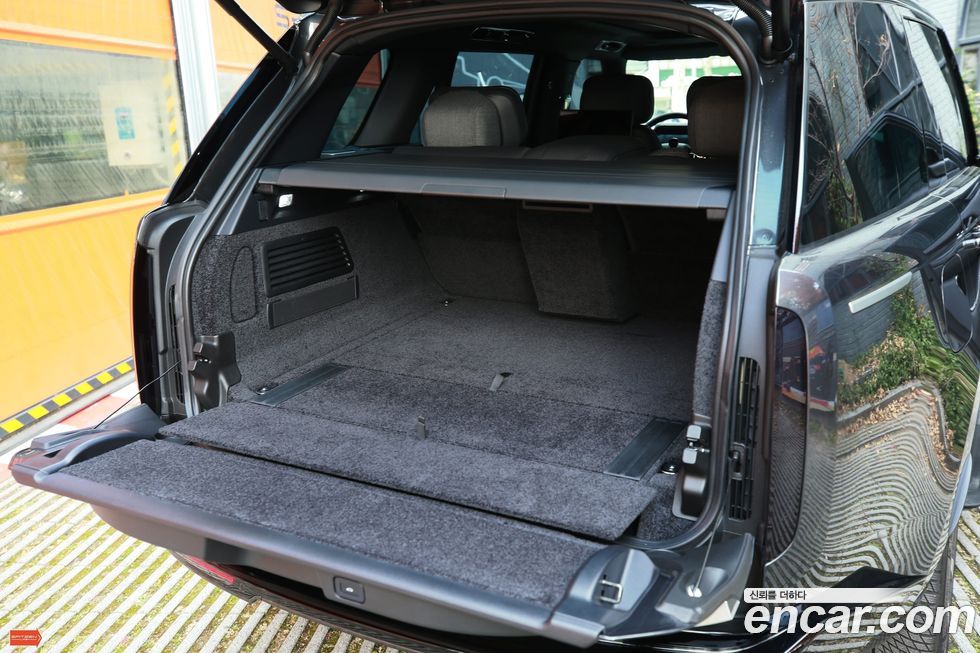 Land Rover Range Rover P615 SV LWB, 2024