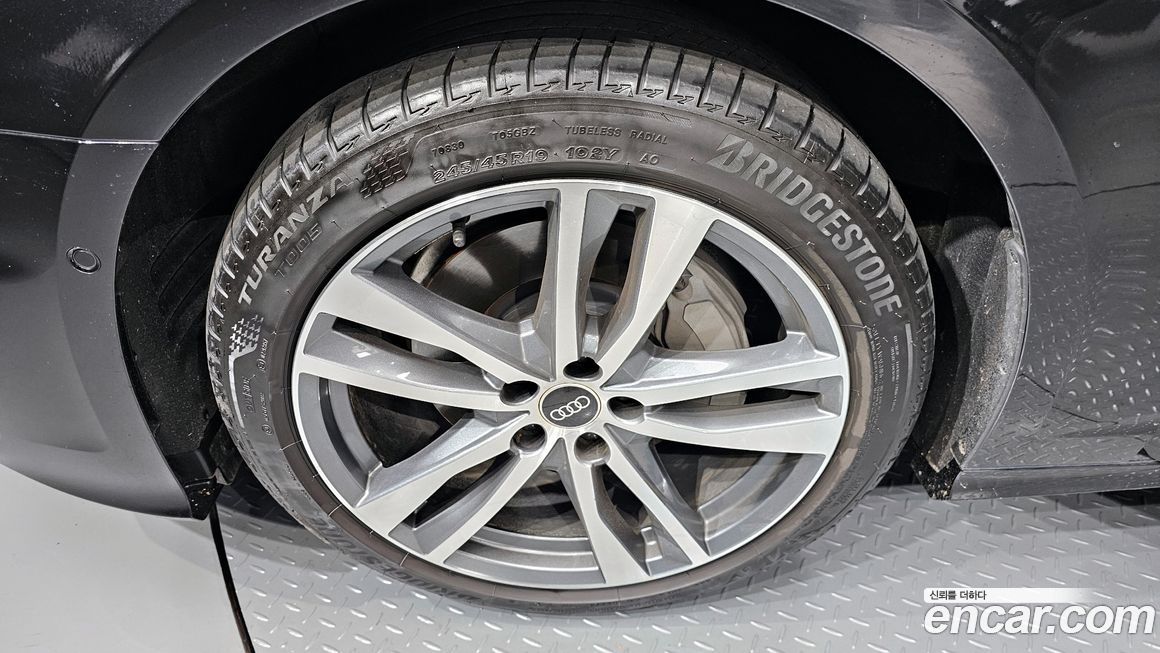 Audi A6 45 TFSI Premium, 2023