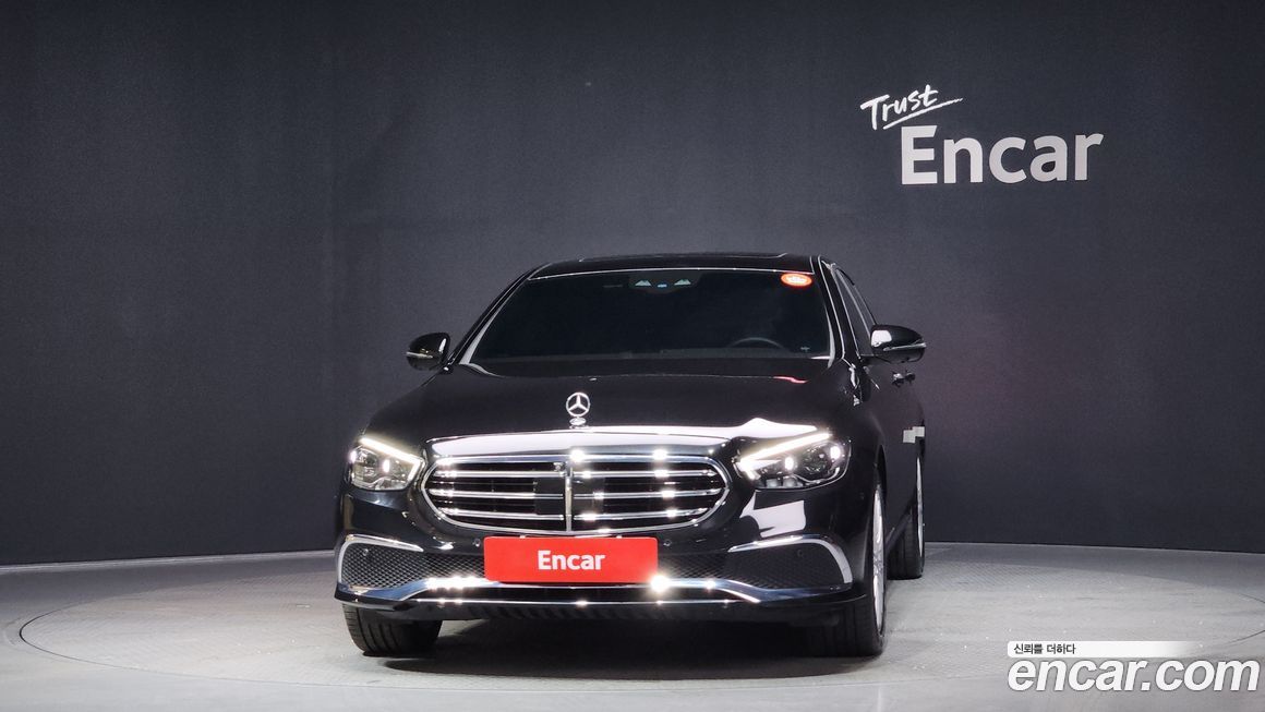 Mercedes-Benz E-Class E220d 4MATIC Exclusive, 2023