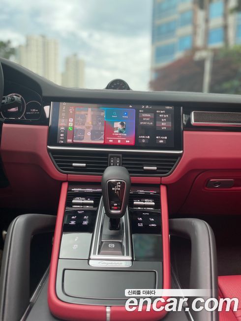 Porsche Cayenne 4.0 Turbo, 2021