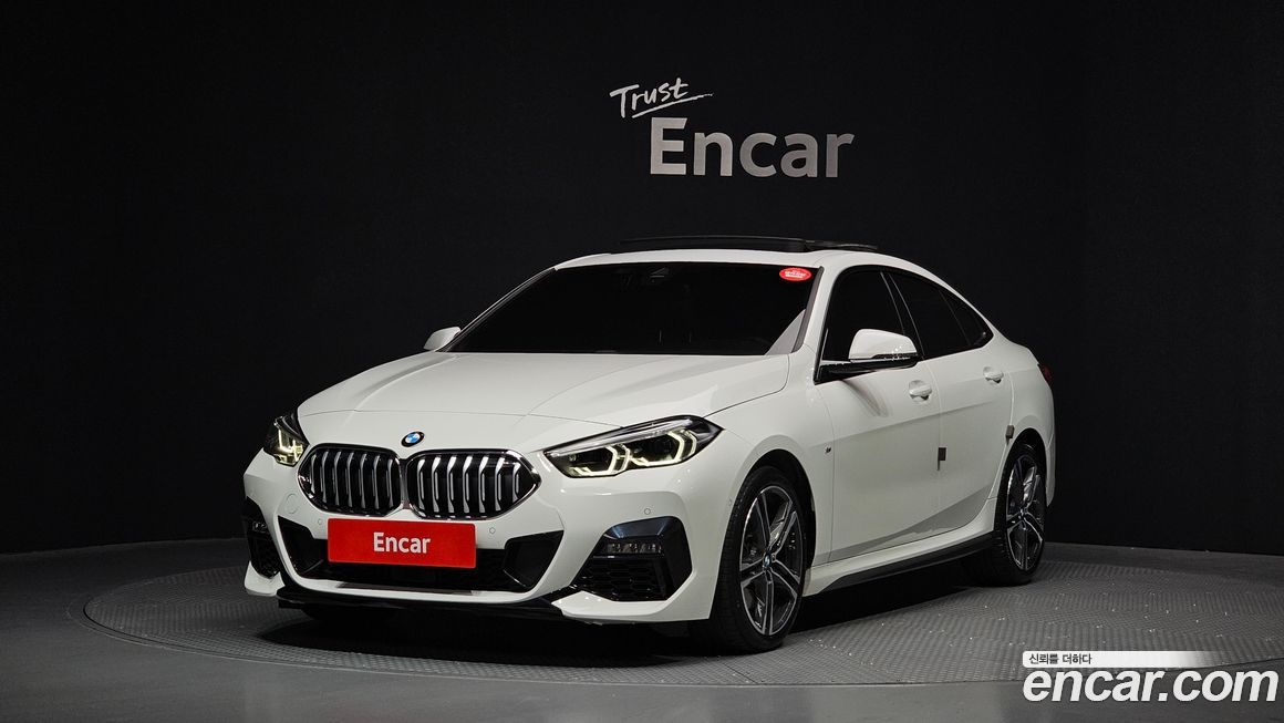 BMW 2-Series 220i M Sports, 2023