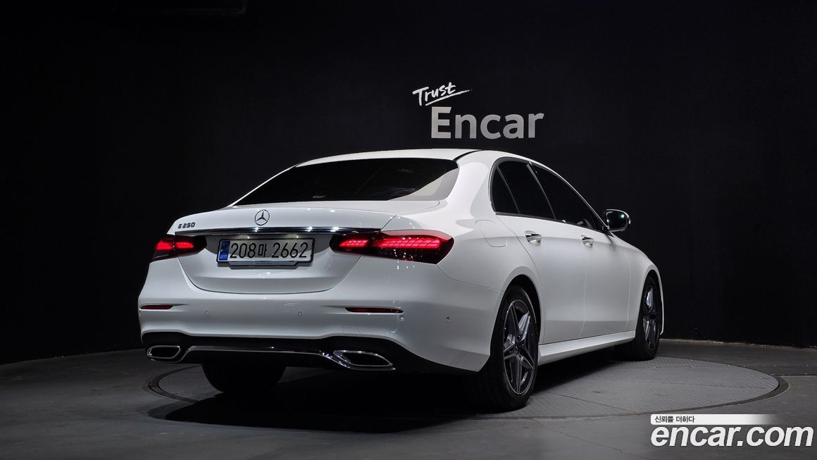 Mercedes-Benz E-Class E250 AMG Line, 2023