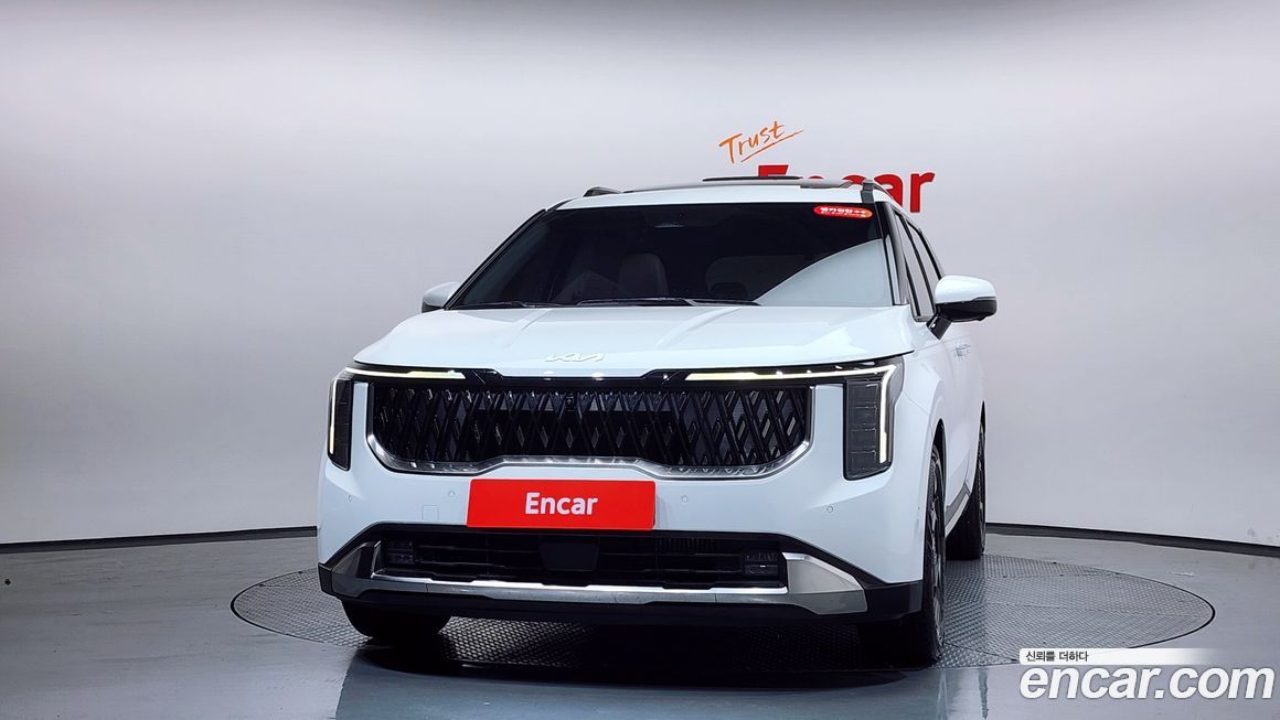 Kia Carnival 9-Seater Signature, 2025