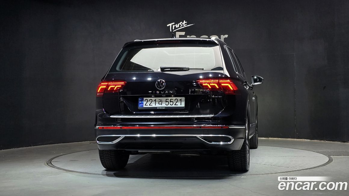 Volkswagen Tiguan 2.0 TDI 4Motion Prestige, 2023