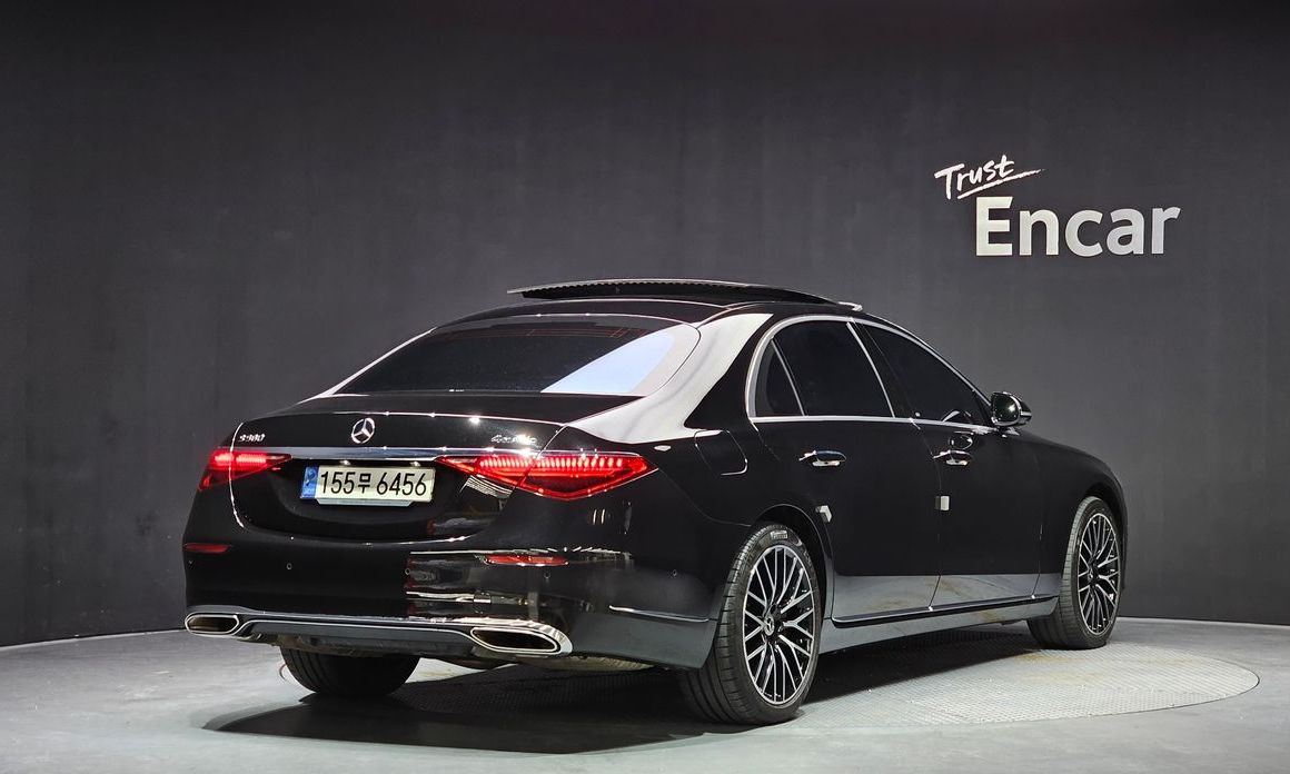 Mercedes-Benz S-Class S580L 4MATIC, 2022