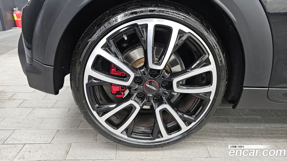 Mini Cooper JCW, 2023