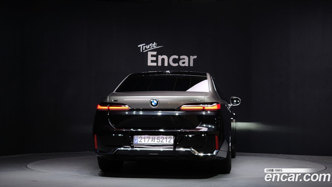 BMW 7-Series 740i xDrive M Sport, 2024