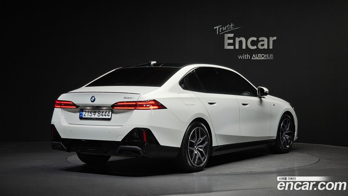BMW 5-Series 520i Special Edition, 2024