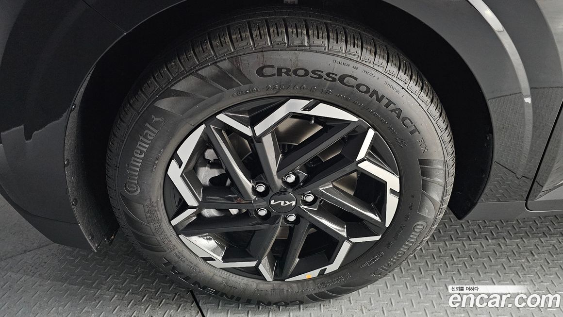 Kia Carnival 9-Seater Signature, 2025