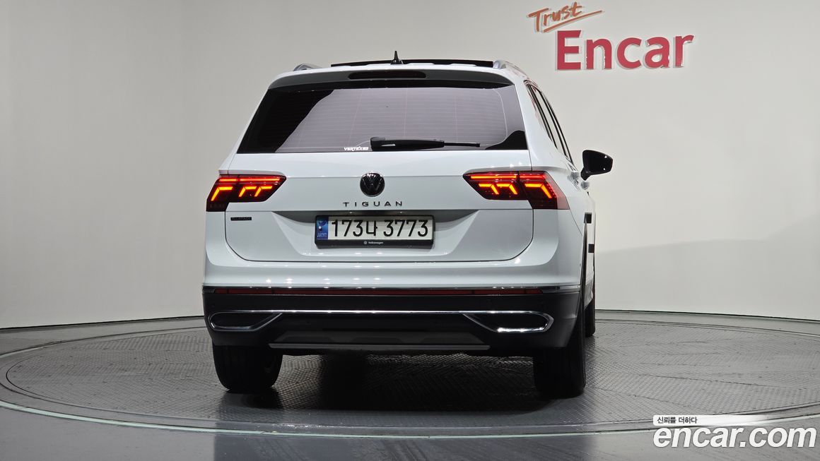 Volkswagen Tiguan 2.0 TSI Prestige, 2023