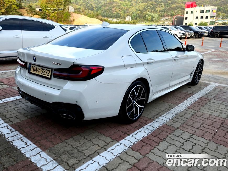 BMW 5-Series 530i M Sport Package, 2022