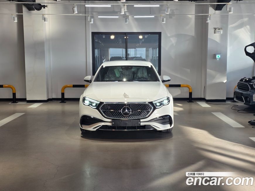 Mercedes-Benz E-Class E300 4MATIC AMG Line, 2026