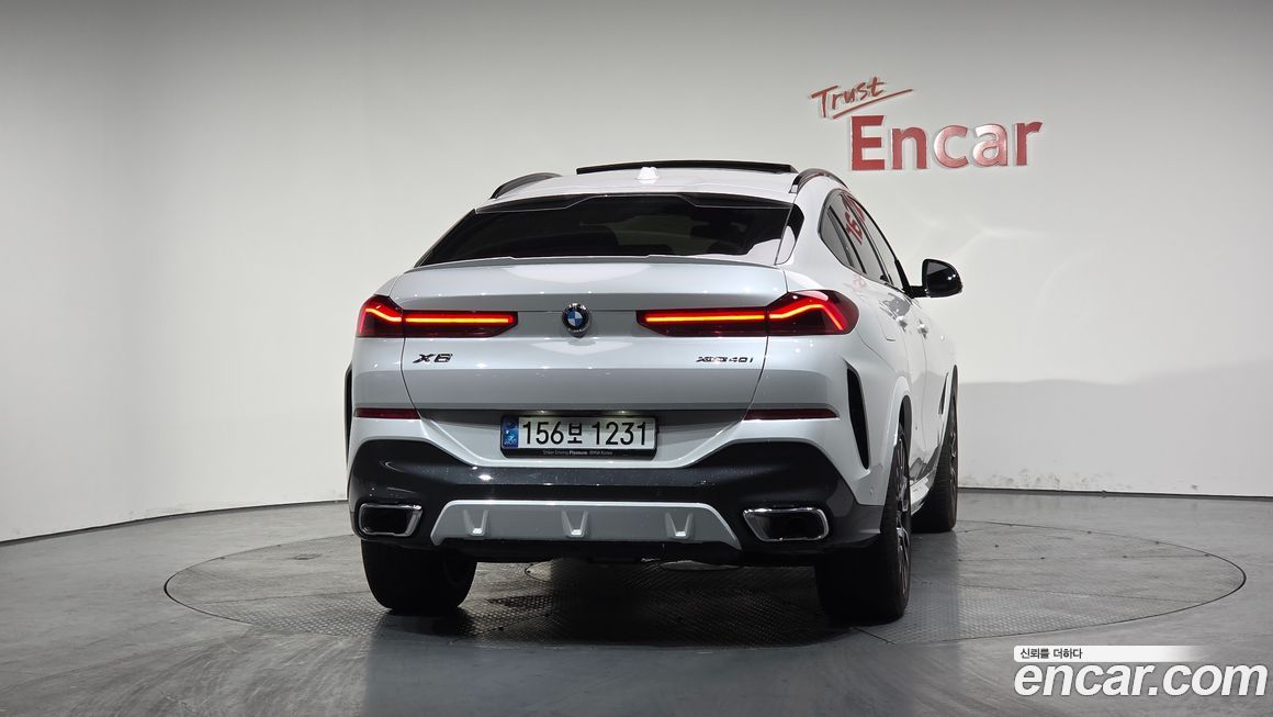 BMW X6 xDrive40i M Sport, 2025