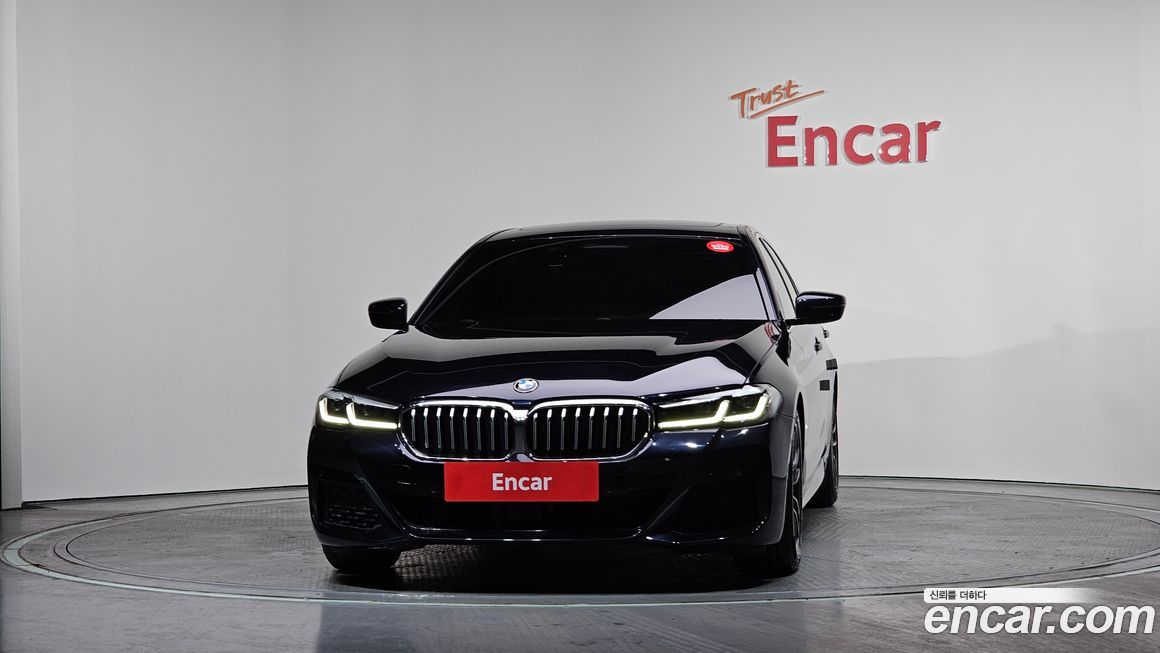 BMW 5-Series 520i M Sport, 2022