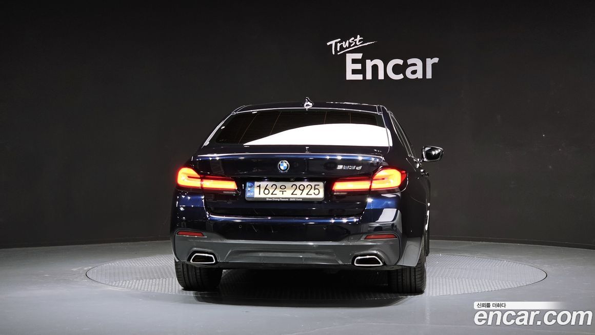 BMW 5-Series 523d xDrive M Sport, 2022